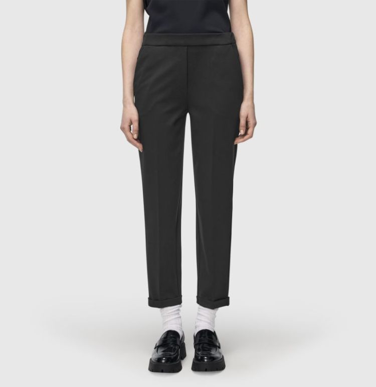 090 black