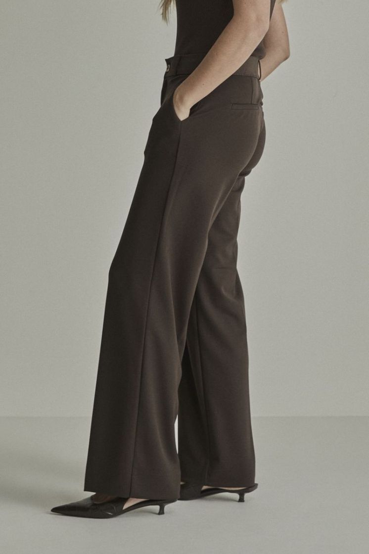 Mira (Elastic) Crepe 205 Deep Brown