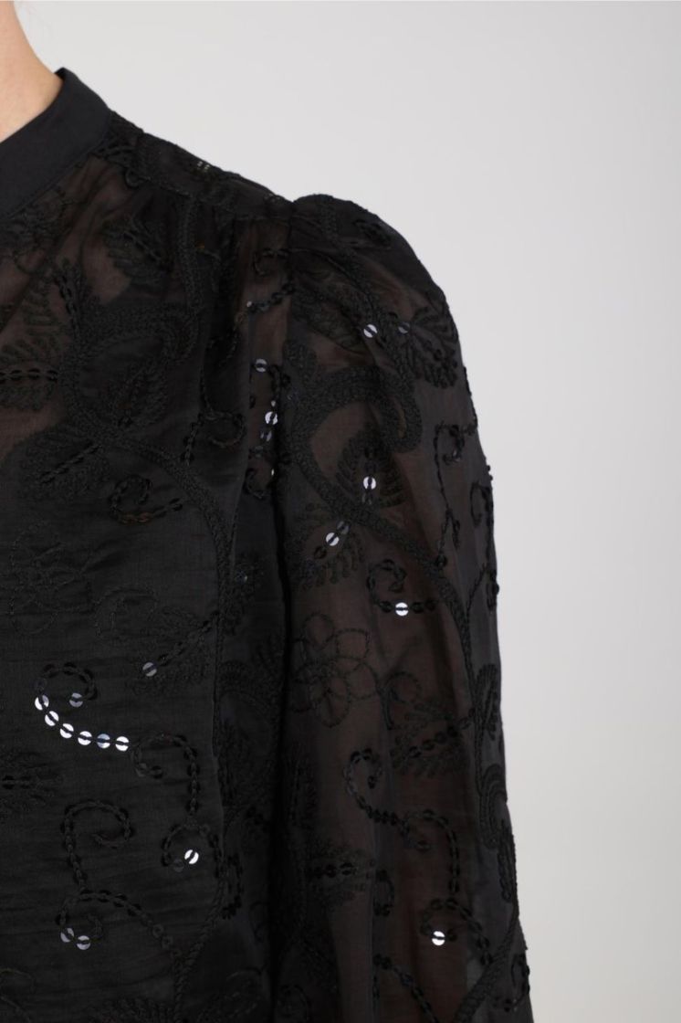  5 Black