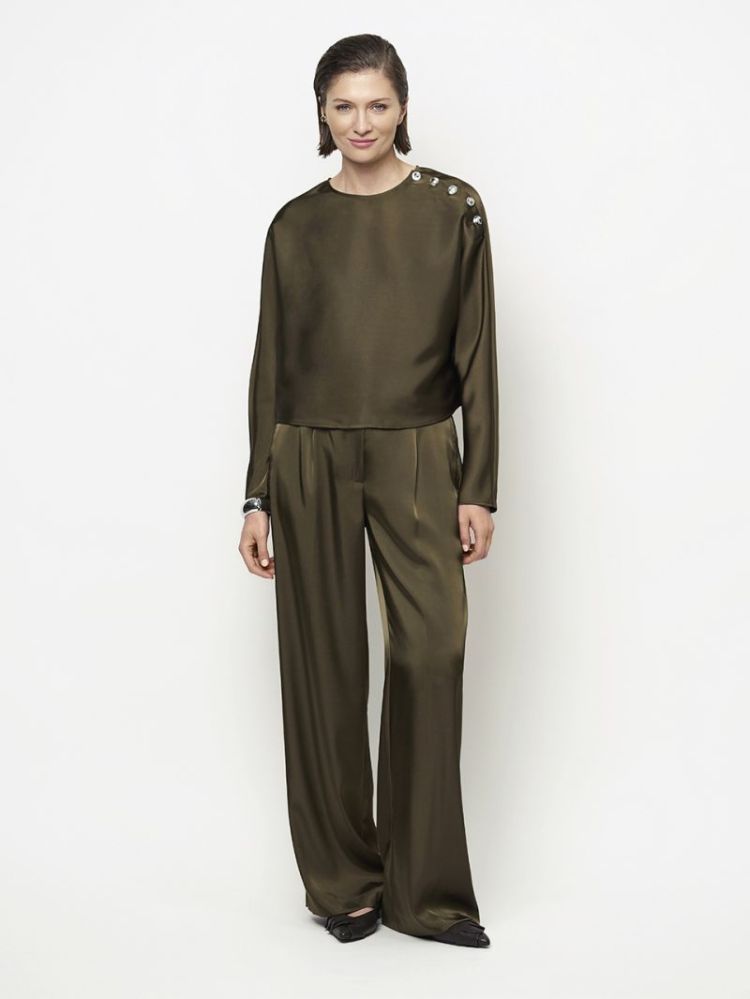  3895 Moss Olive