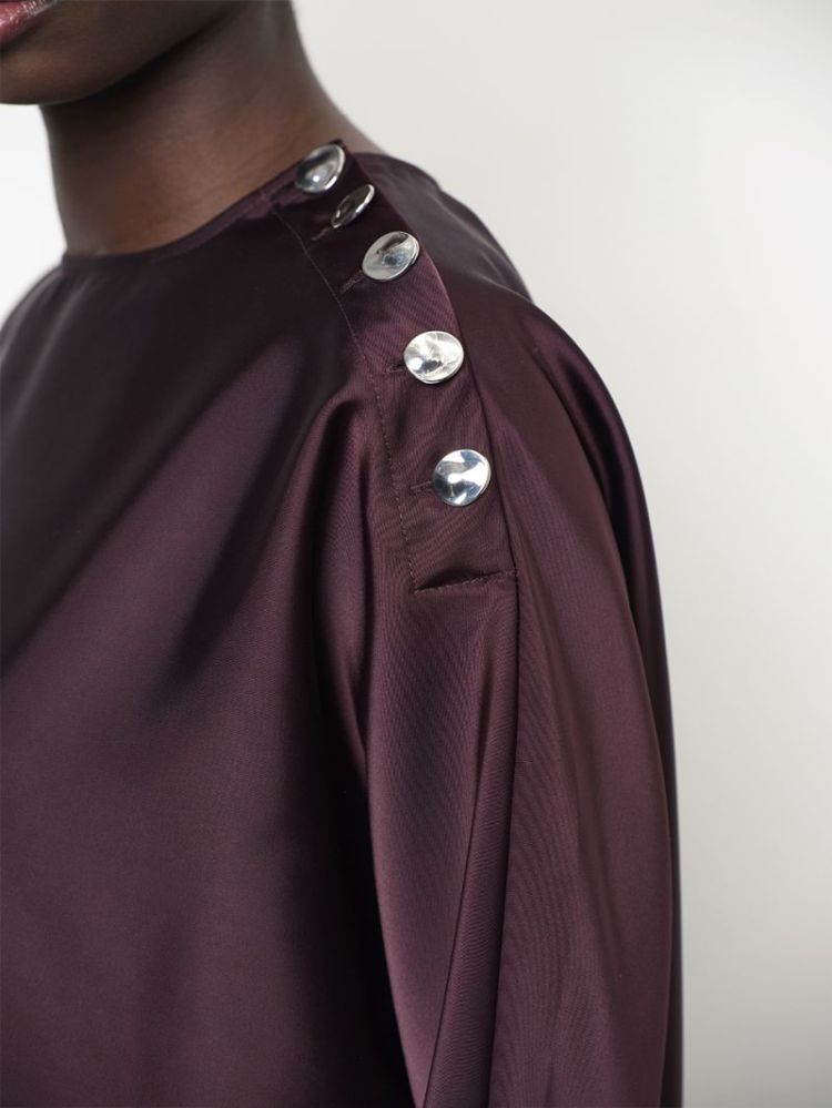  7476 Dark plum